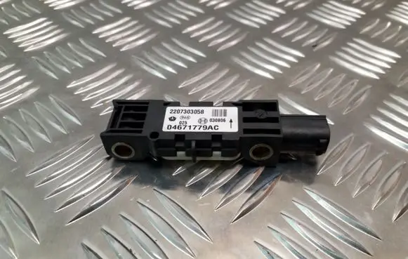 Chrysler Grand Voyager IV Airbag deployment crash/impact sensor 04671779AC