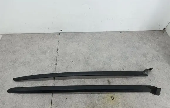 Opel Grandland X Windshield trim YP00014180