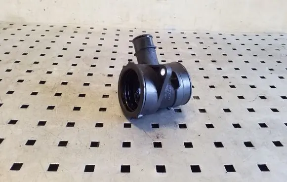 Ford Mondeo MK IV Turbo air intake inlet pipe/hose AV219C623AE