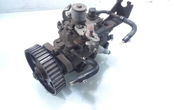 Volkswagen Golf III Fuel injection high pressure pump 0460484046 028130107q