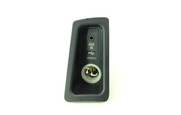 BMW 3 E90 E91 AUX in-socket connector 9189175