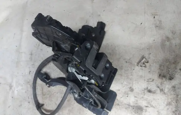 Ford S-MAX Rear door lock 924020200 1F0344112 15211