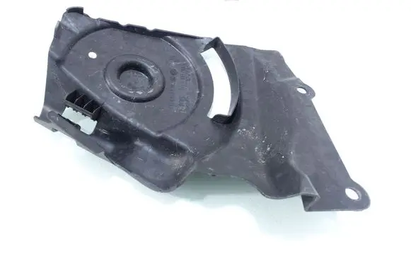 BMW 5 E60 E61 Other engine bay part 2282938