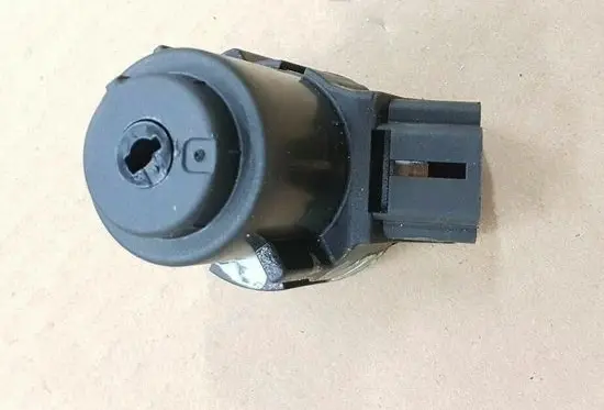 Volkswagen Transporter - Caravelle T5 Ignition lock contact 6R0905865