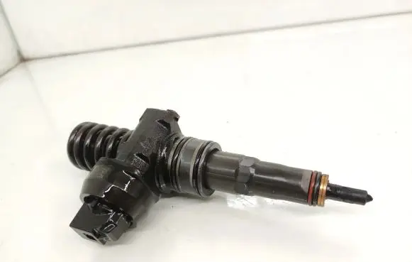 Audi A3 S3 8P Fuel injector 038130073BN 0414720313