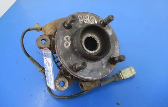 Ford Escort Front wheel hub spindle knuckle