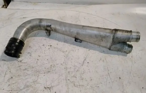 Audi Q7 4L Intercooler hose/pipe 7L6145945C