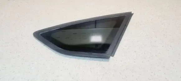 Ford Focus Rear side window BM51A297B00 BM52A297B00C