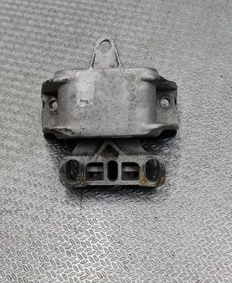 Volkswagen Golf IV Engine mount bracket 1j0199555