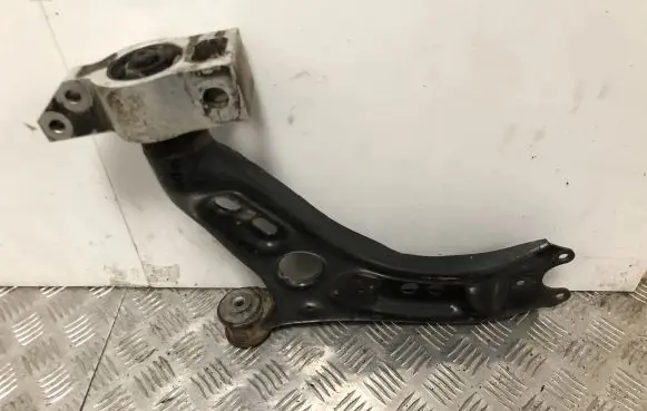 Volkswagen PASSAT B7 Front lower control arm/wishbone 1K0407165C