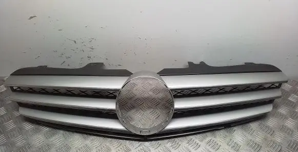 Mercedes-Benz CL C216 Front grill A2168801783