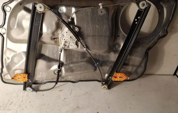 Audi A8 S8 D3 4E Front window lifting mechanism without motor 4E0837849