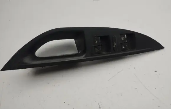 Seat Altea Electric window control switch 5P1867171A