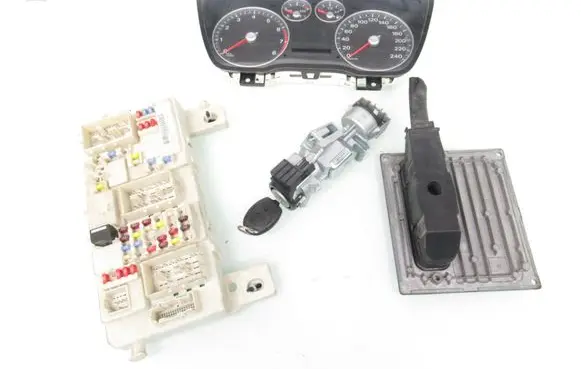Ford Focus Engine control unit/module ECU 7M5112A650AFB S118934202B 7M5T14A073