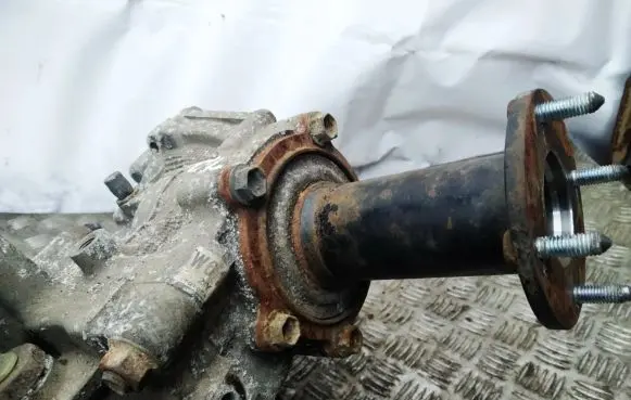 Toyota Urban Cruiser (XP110) Front differential 