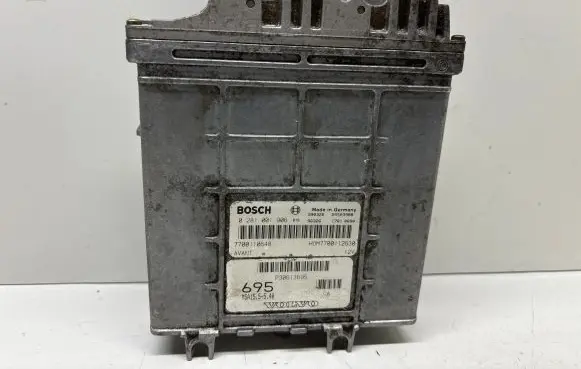 Volvo S40, V40 Engine control unit/module 0281001906