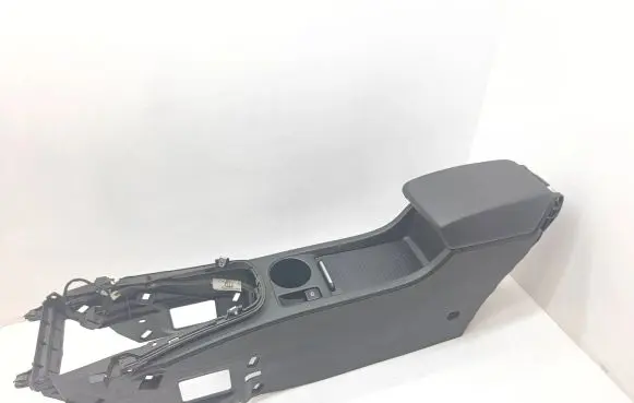 Opel Astra J Armrest 13258342