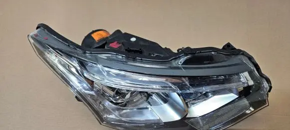 Mitsubishi Outlander Headlight/headlamp