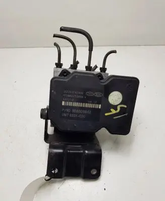 Hyundai i40 ABS control unit/module 589203Z910