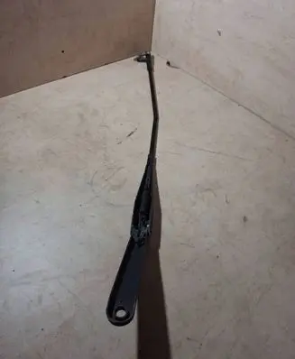 Ford Focus Front wiper blade arm 4M5117526CC