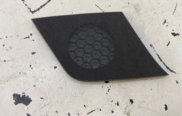 Side speaker trim/cover