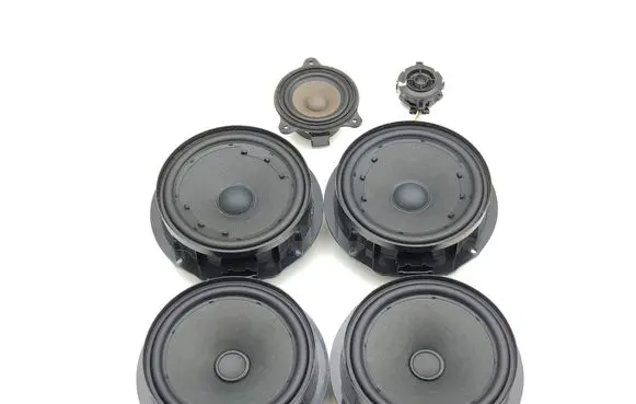 Volkswagen Golf VIII Audio system kit 5H0035710 5H0035453 5H0035415A