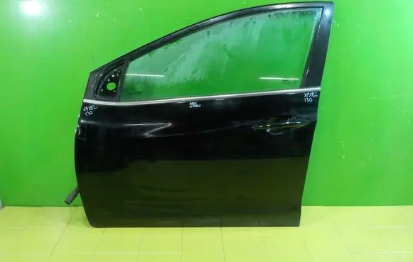 Hyundai i30 Front door PRZOD XP182