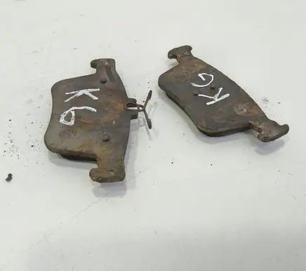 Volkswagen Golf VII Brake pads (rear) 