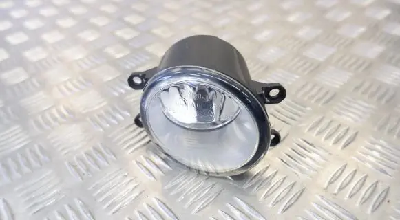 Lexus GS 250 350 300H 450H Front fog light 812100D042