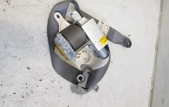 Toyota Prius (XW20) Front seatbelt buckle 2R7515257