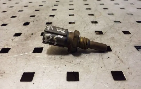Toyota Corolla Verso E121 Coolant temperature sensor 8942235010