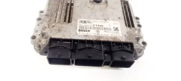 Mazda 3 I Engine control unit/module 6M6112A650BA 6M61-12A650-BA