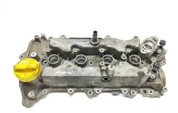 Nissan Qashqai Rocker cam cover 132653841R