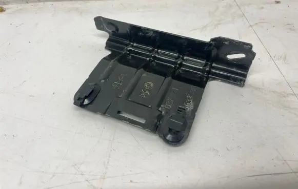 Citroen C4 III e-C4 Battery tray 9823532880