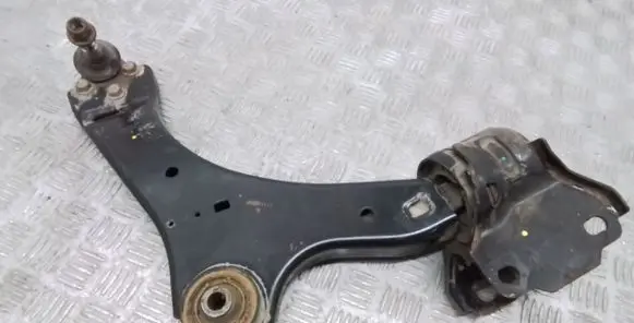 Volvo V70 Front lower control arm/wishbone 3617101
