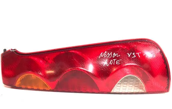 Nissan Note (E11) Rear/tail lights 22016752