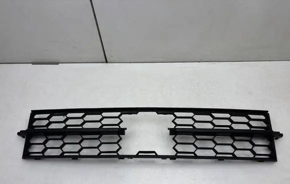 Skoda Octavia Mk3 (5E) Front bumper lower grill 5E0853677G