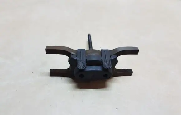 Ford Transit Fuel Injector clamp holder 60109L513AA