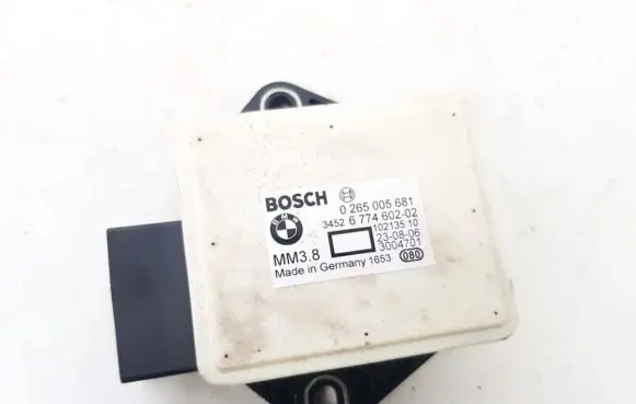 BMW 5 E60 E61 ESP acceleration yaw rate sensor 0265005681 3452