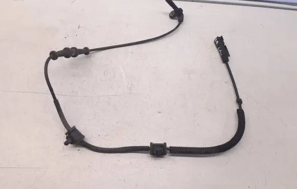 Opel Zafira C ABS brake wheel speed sensor 13470637