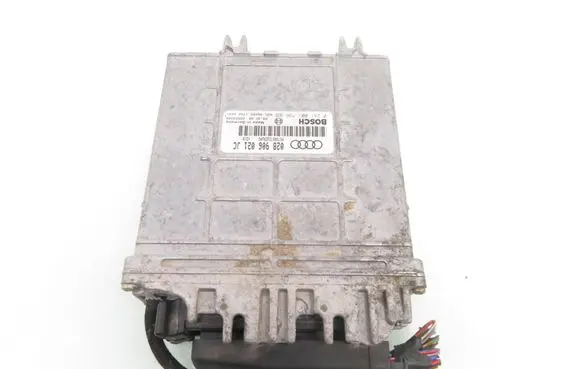 Audi A4 S4 B5 8D Engine control unit/module 0281001796 028906021JC