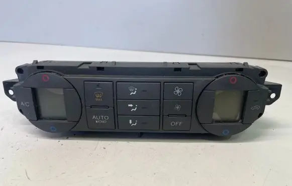 Ford Focus C-MAX Climate control unit 3M5T18C612AL