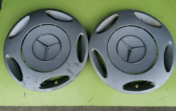 Mercedes-Benz C W202 R15 wheel hub/cap/trim A2024010624
