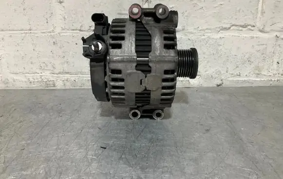 BMW 5 E60 E61 Generator/alternator 7558219 0121715016 7557789
