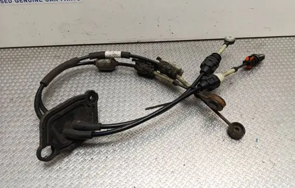 Renault Master III Gear shift cable linkage 349352849R