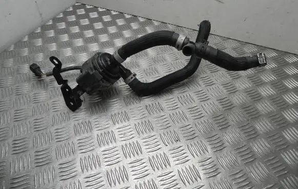 Nissan Leaf I (ZE0) Electric auxiliary coolant/water pump 215815SA0A VD19114
