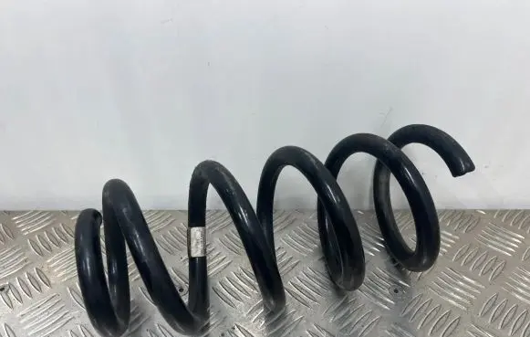 Audi A6 S6 C8 4K Front coil spring 8W0411105