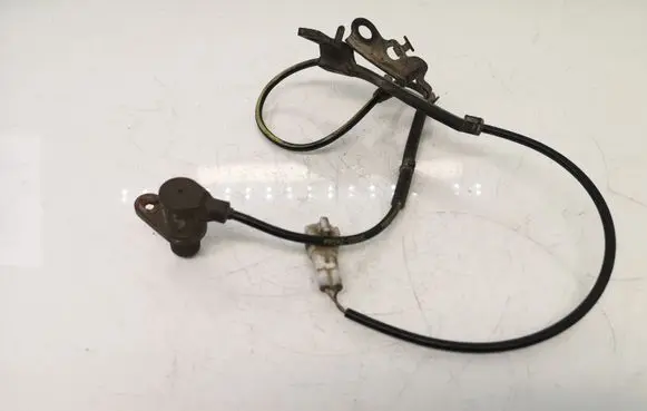 Volkswagen Golf I ABS brake wheel speed sensor 8954202040 0265006677