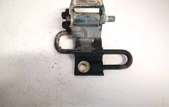 Skoda Octavia Mk1 (1U) Rear door lower hinge 4b0833412a