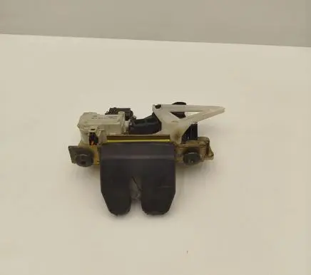 Volvo V70 Tailgate/trunk/boot lock/catch/latch